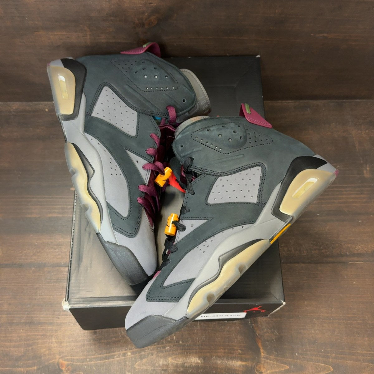 Jordan 6 Retro Bordeaux Size 10.5 (Pre-Owned) - back