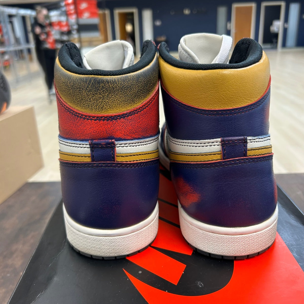 Jordan 1 Retro High OG Defiant SB LA to Chicago - Image 4