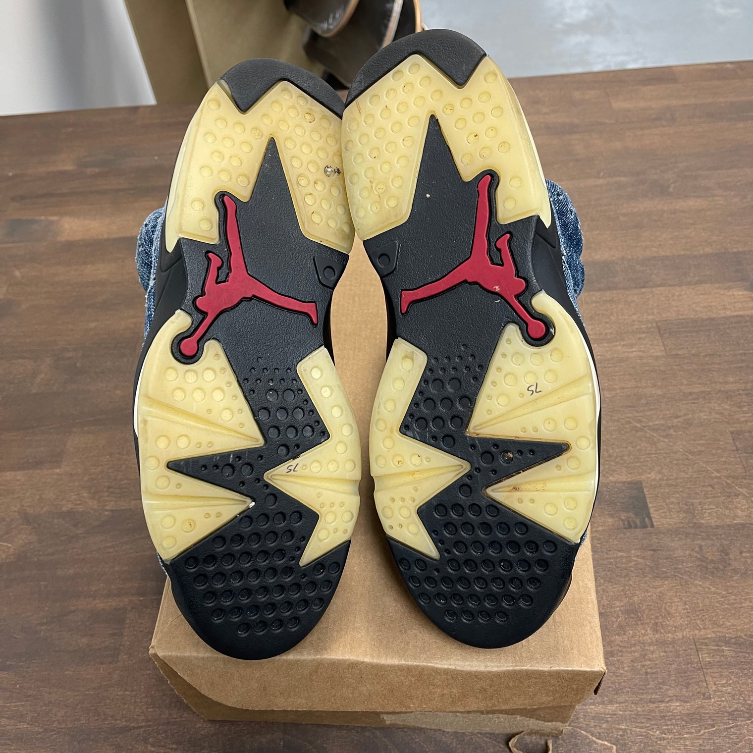 Denim Jordan 6 (USED,NO BOX)