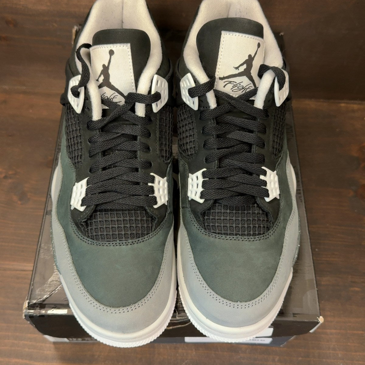 Jordan 4 Retro Fear (2024) Size 11 (Pre-Owned) - Image 3