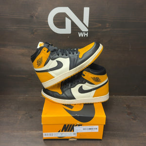 Jordan 1 Retro High OG Taxi Size 8 (Pre-Owned) - front