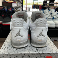 White Oreo Jordan 4 Retro (USED, Replacement Box)