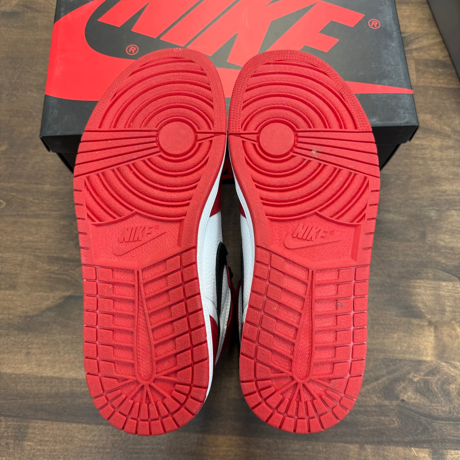 Homage To Home Jordan 1 High (USED)