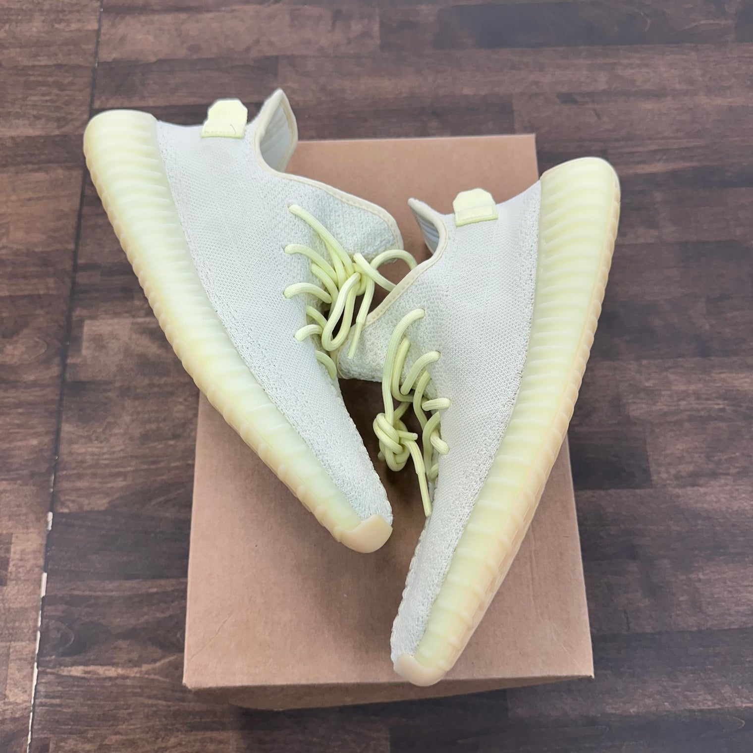 Butter Yeezy Boost 350 (USED,NO BOX)