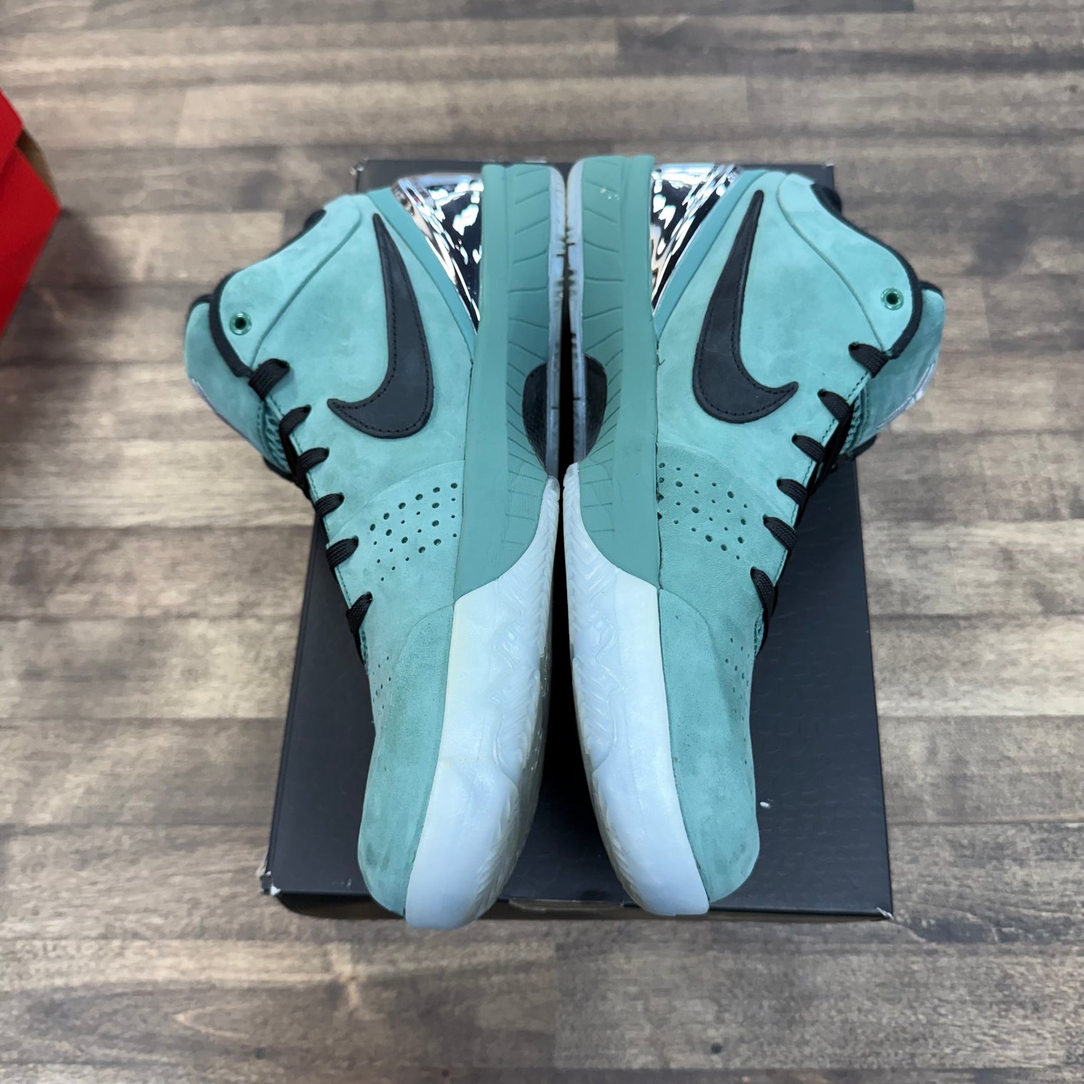 Girl Dad Nike Kobe 4 Protro (USED)