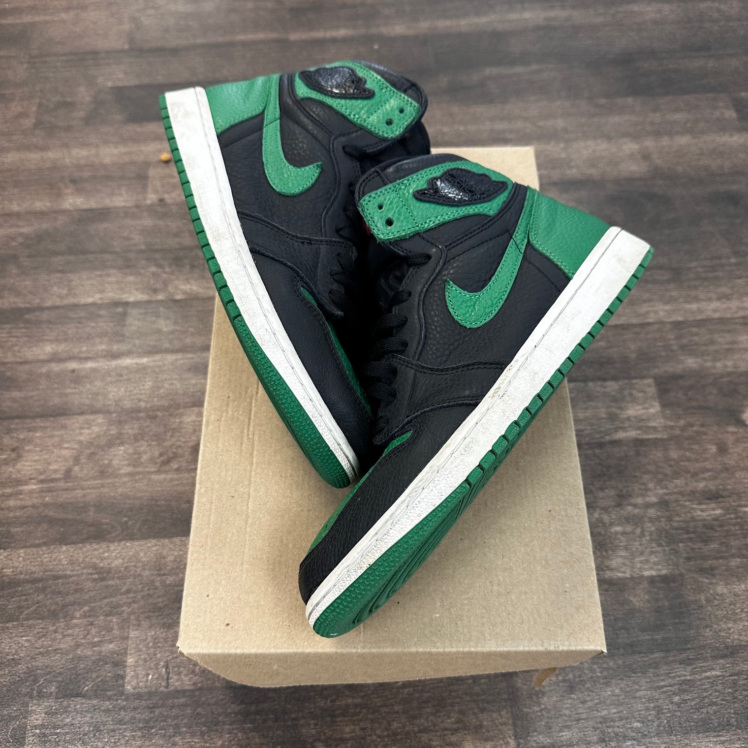 Pine Green 2.0 Jordan 1 High (USED,No Box)