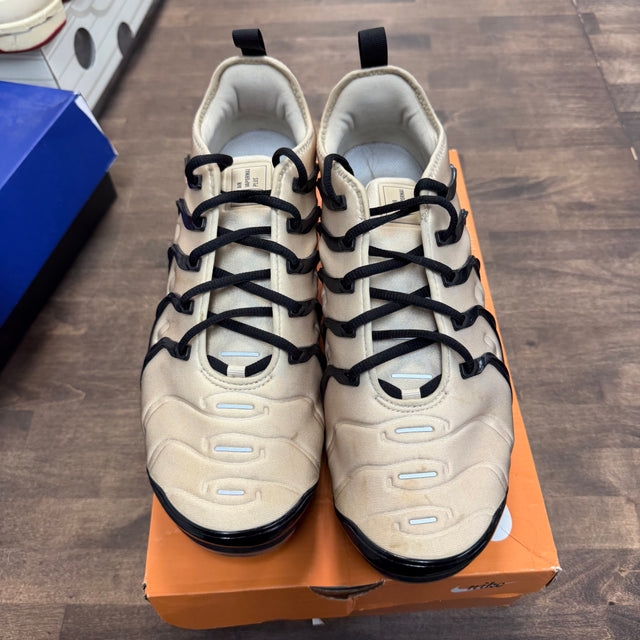 Beige Black Air VaporMax Plus (USED, Replacement Box)