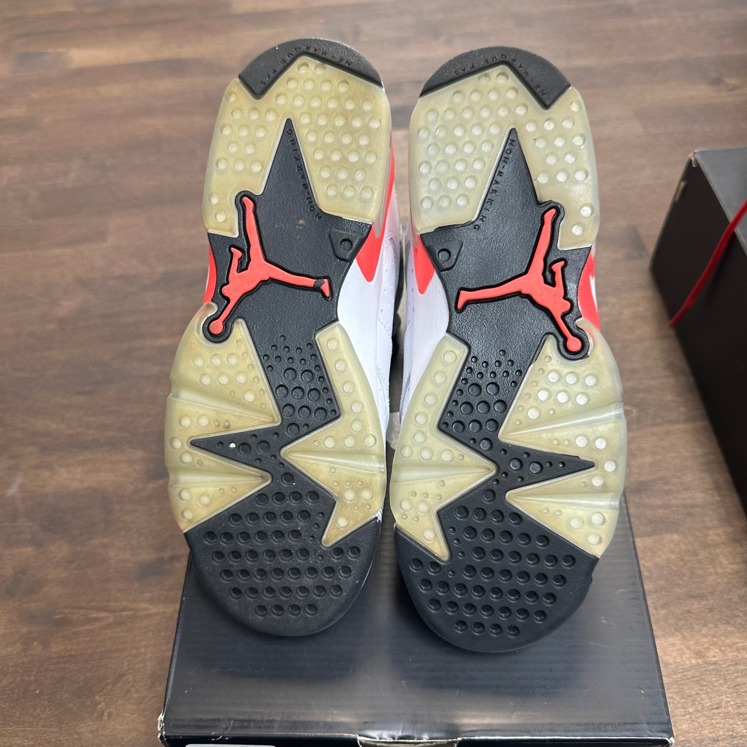 White Infrared Jordan 6 (GS) (USED)