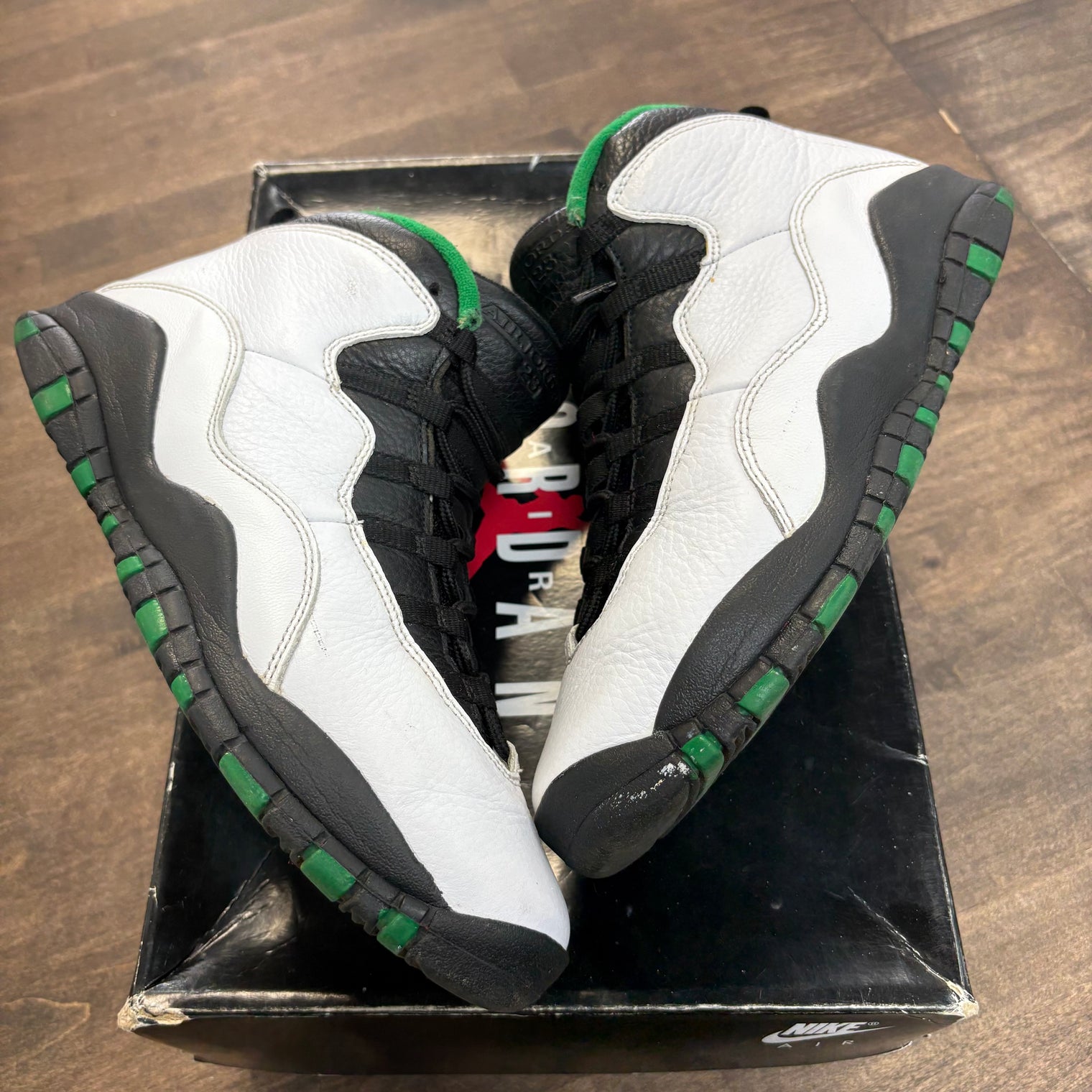 Seattle Jordan 10 (GS) (USED)