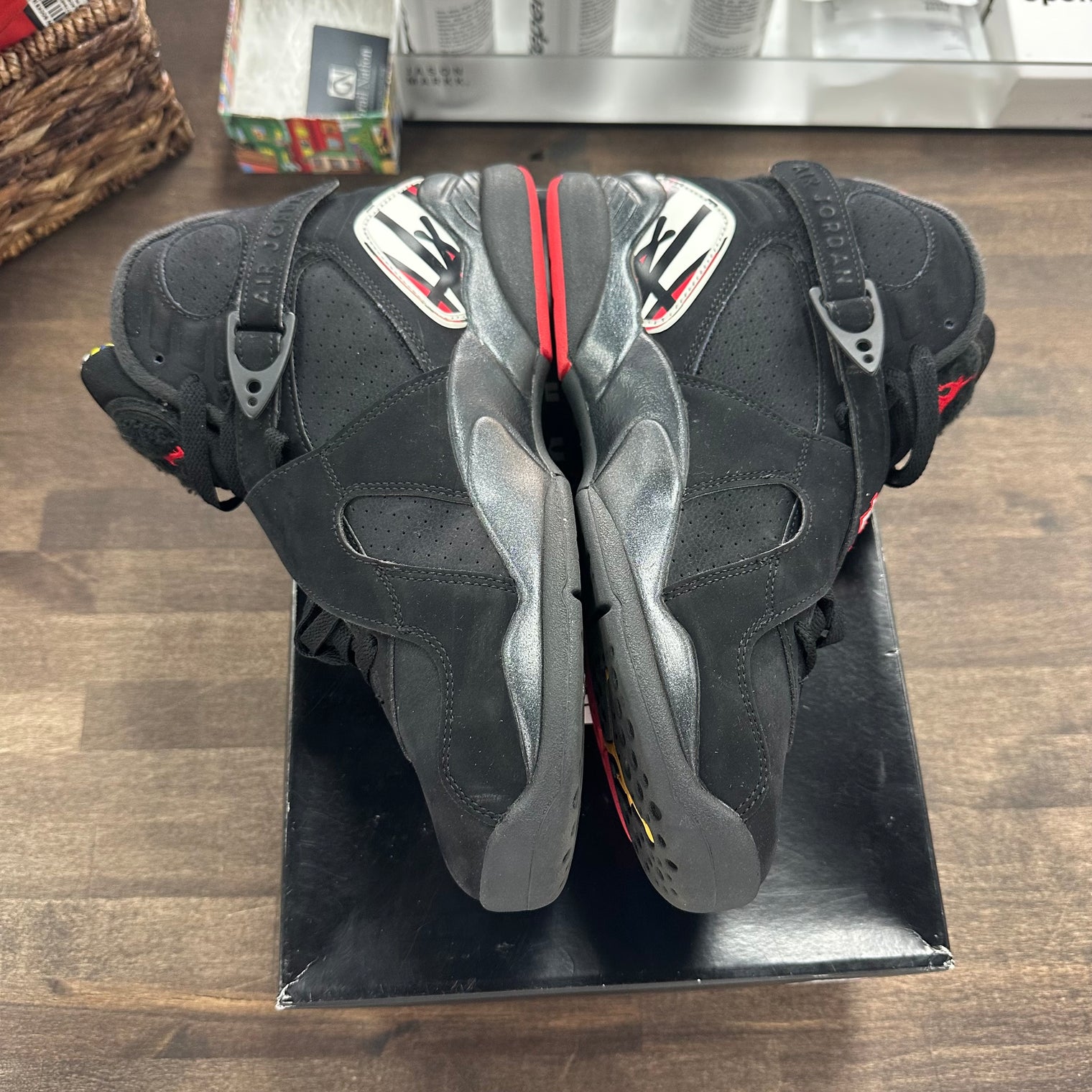 Playoff Jordan 8 Retro (USED)