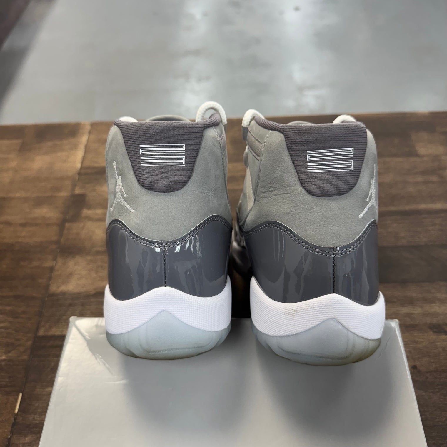 Cool Grey Jordan 11 (USED)