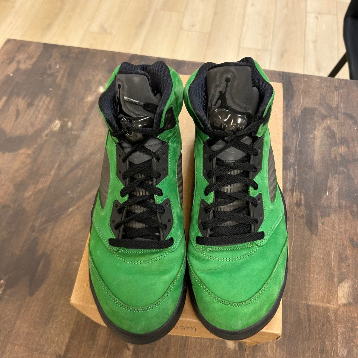 Jordan 5 Retro SE Oregon Size 10 (Pre-Owned) - Image 2