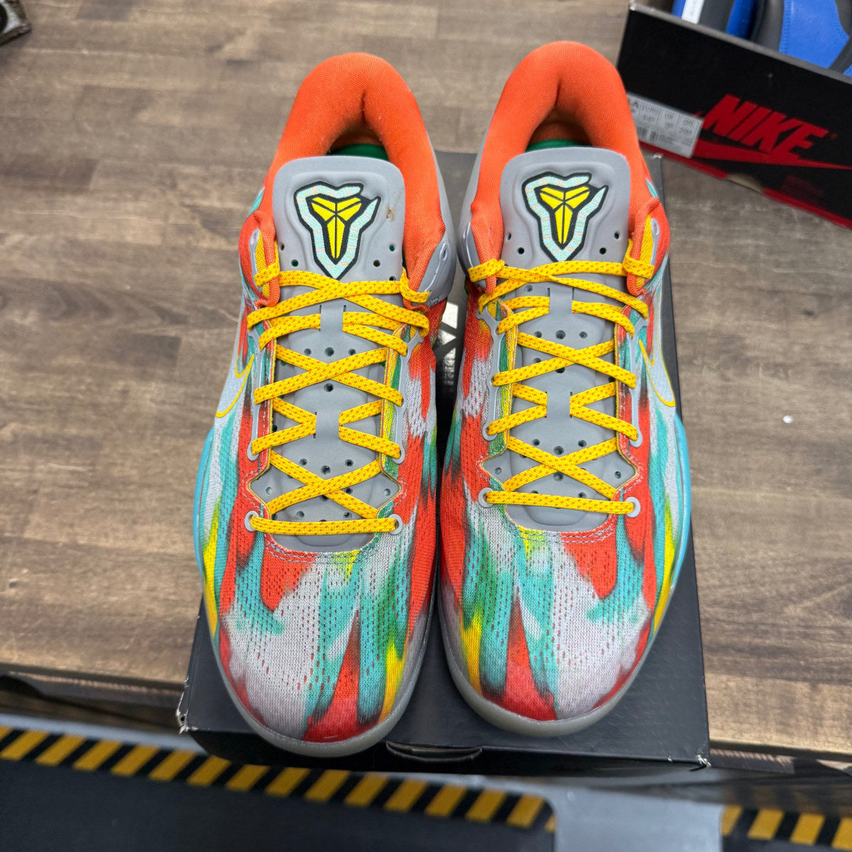 Nike Kobe 8 Protro Venice Beach (2024) - Image 2