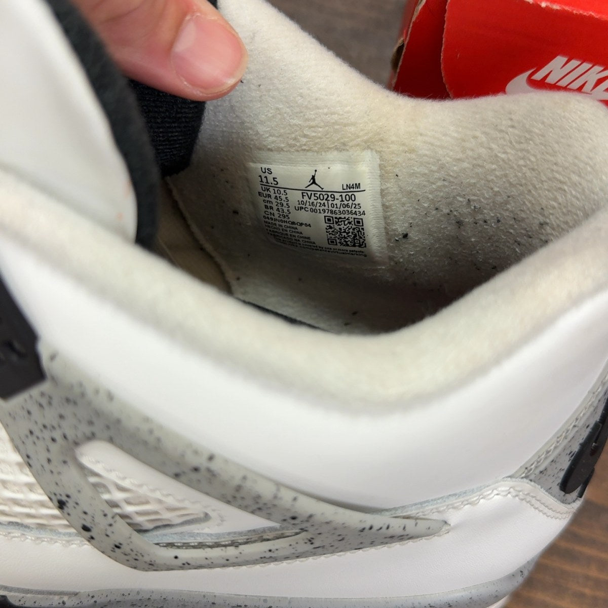 Jordan 4 Retro White Cement (2025) Size 11.5 (Pre-Owned) - Image 7