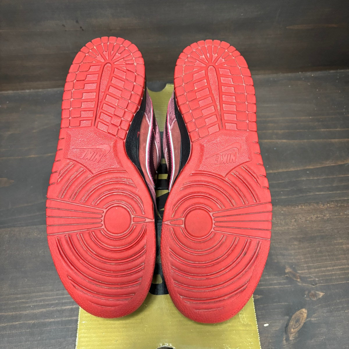 Nike SB Dunk Low Concepts Red Lobster Size 8.5 (Pre-Owned)