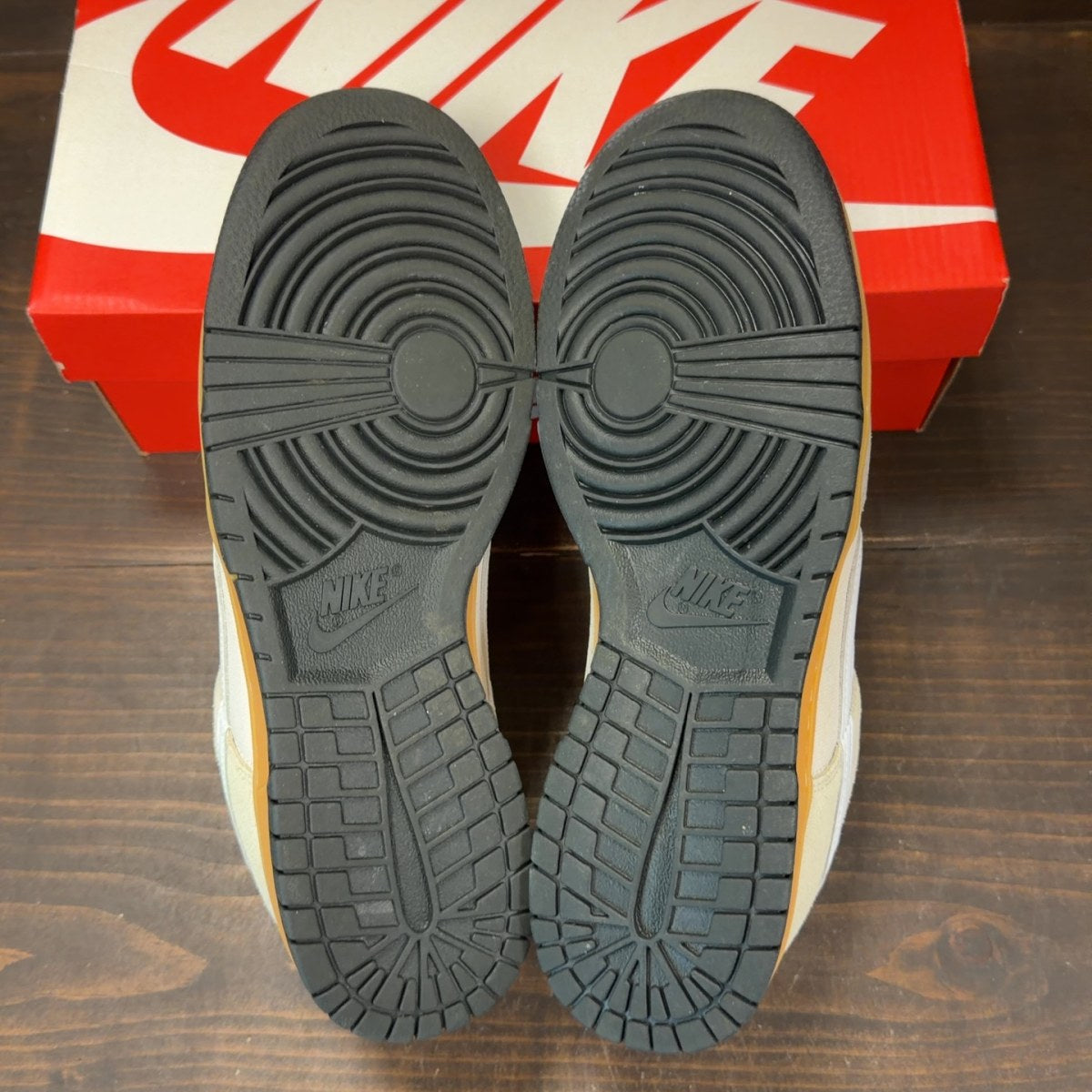 Nike Dunk Low Suede & Canvas Size 10 (Pre-Owned) - Image 7