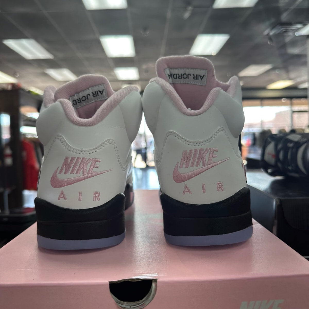 Jordan 5 Retro Medium Soft Pink - Image 4