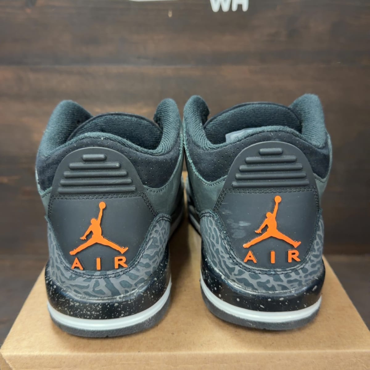 Jordan 3 Retro Fear Pack (2023) (GS) Size 6.5Y (Pre-Owned) - aux