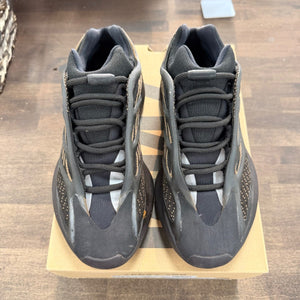 adidas Yeezy 700 V3 Clay Brown - Image 2