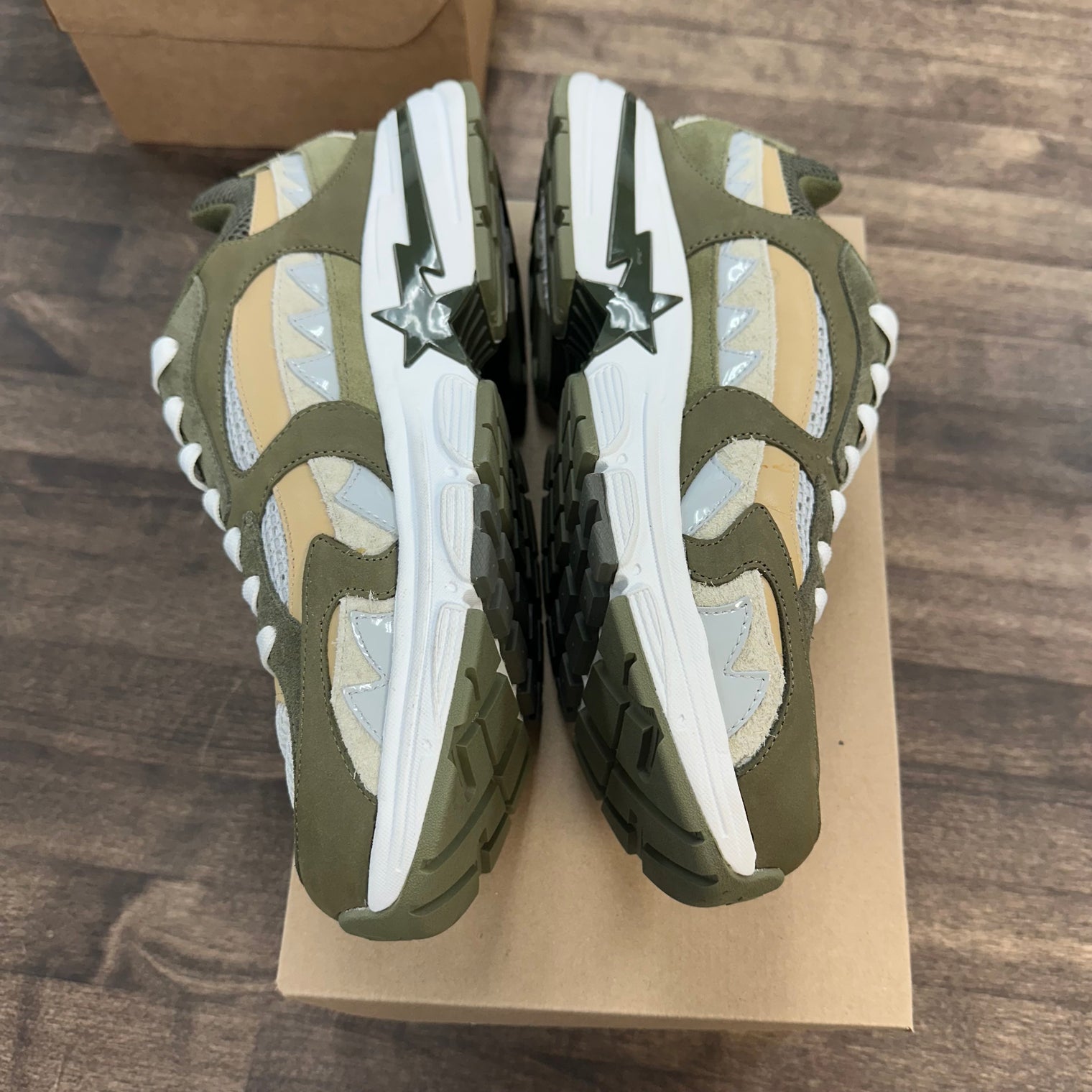 A Bathing Ape Khaki Shark STA (USED, No Box)