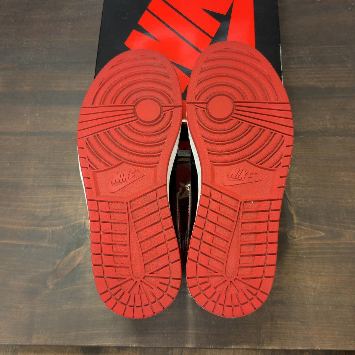 Jordan 1 Retro High OG Patent Bred - Image 8