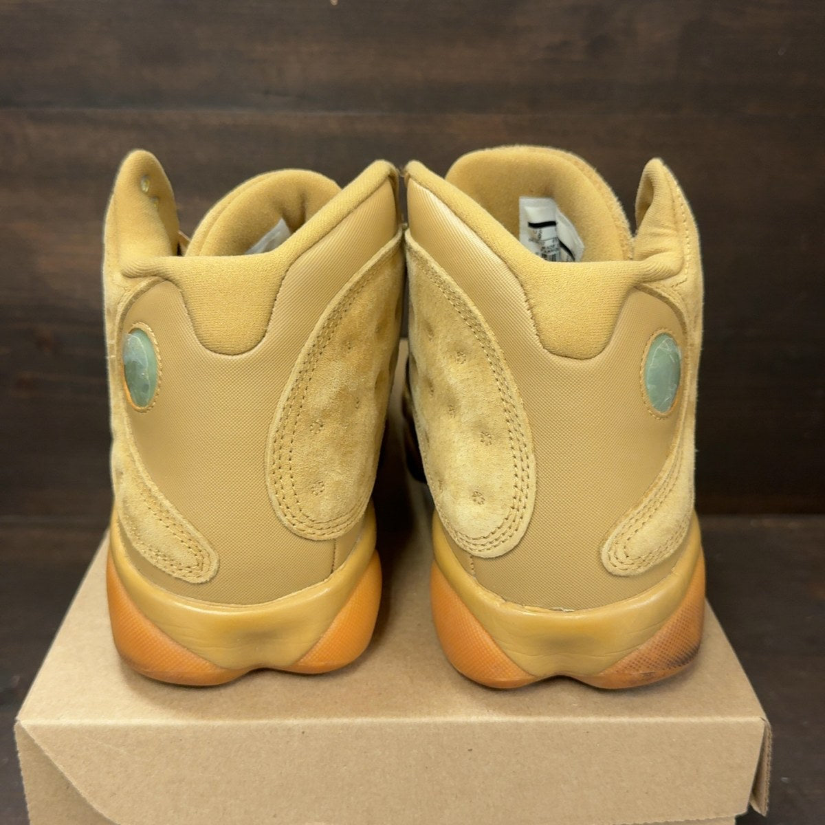 Jordan 13 Retro Wheat Size 9 (Pre-Owned) - Image 5