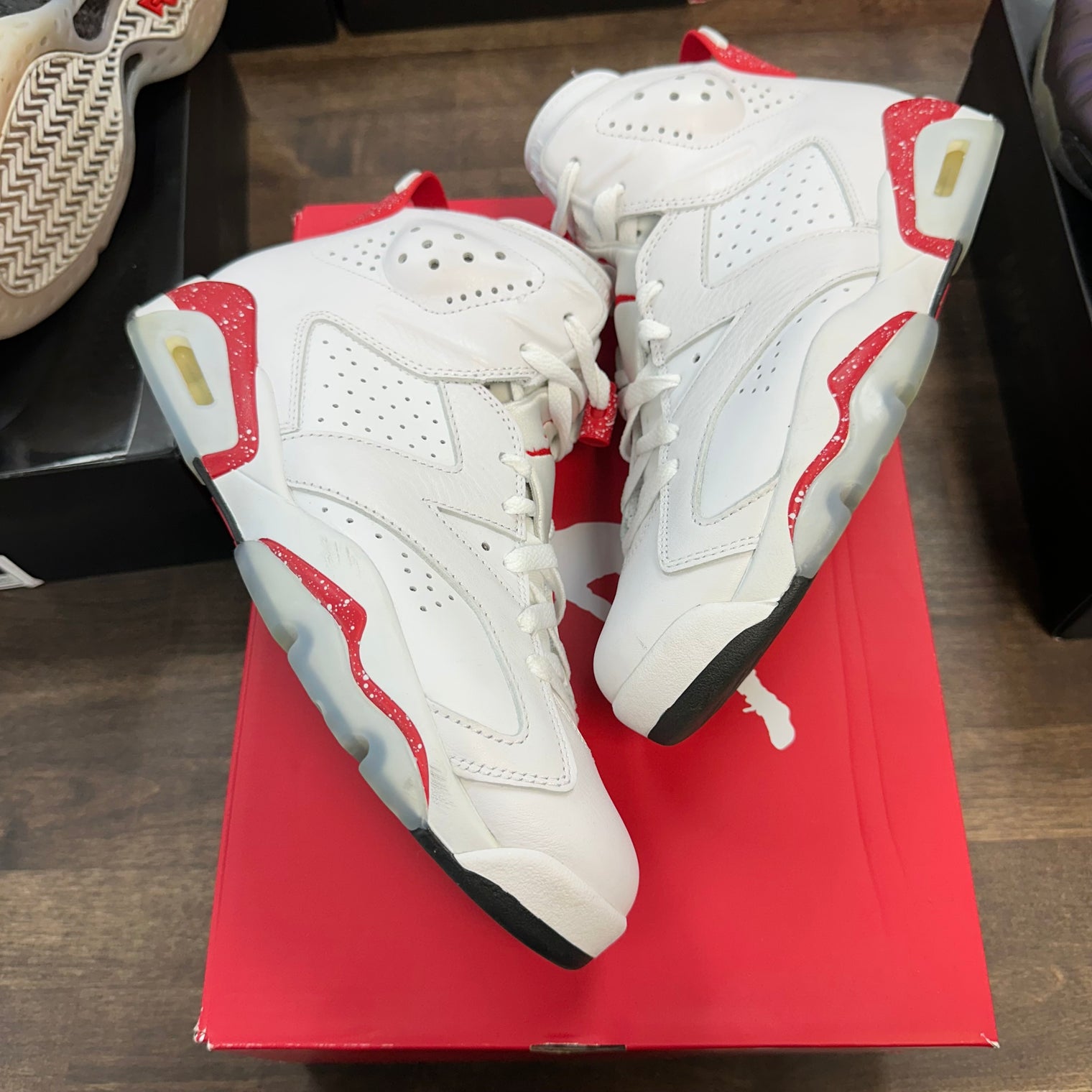 Red Oreo Jordan 6 (USED)