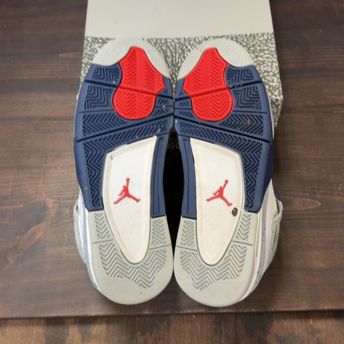 Jordan 4 Retro Midnight Navy Size 8 (Pre-Owned) - Image 7