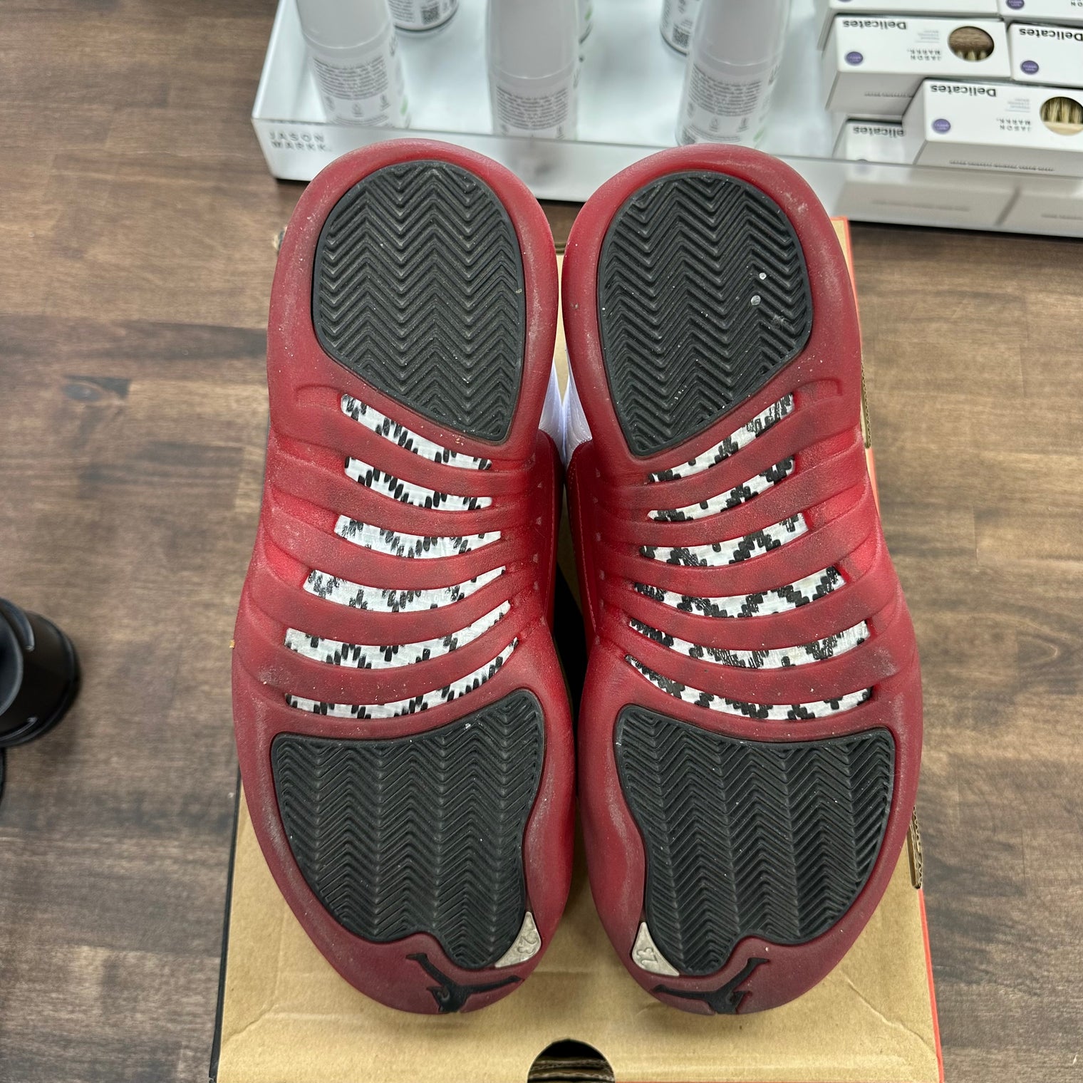 Cherry Jordan 12 Retro (USED)