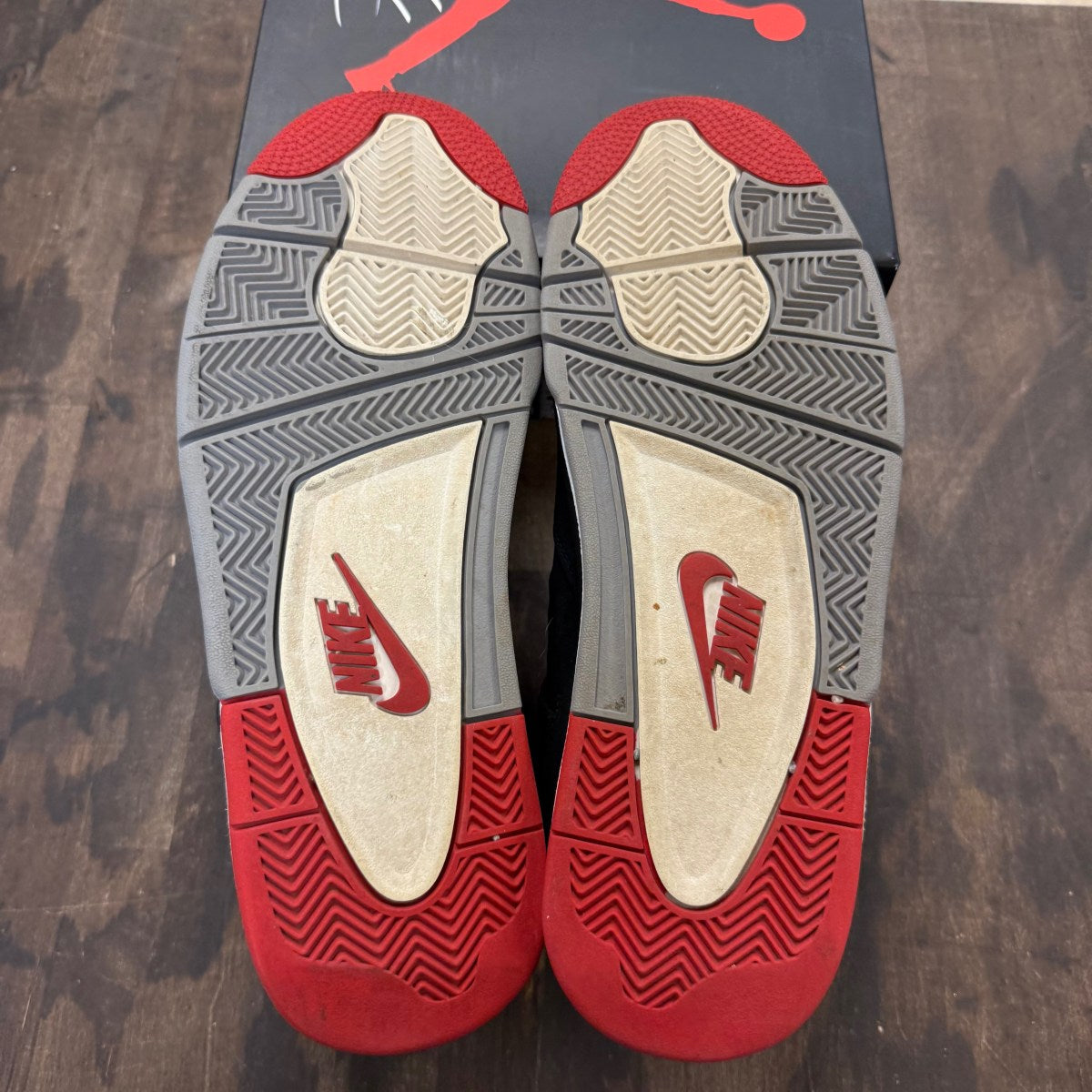 Jordan 4 Retro Bred (2019) - Image 5