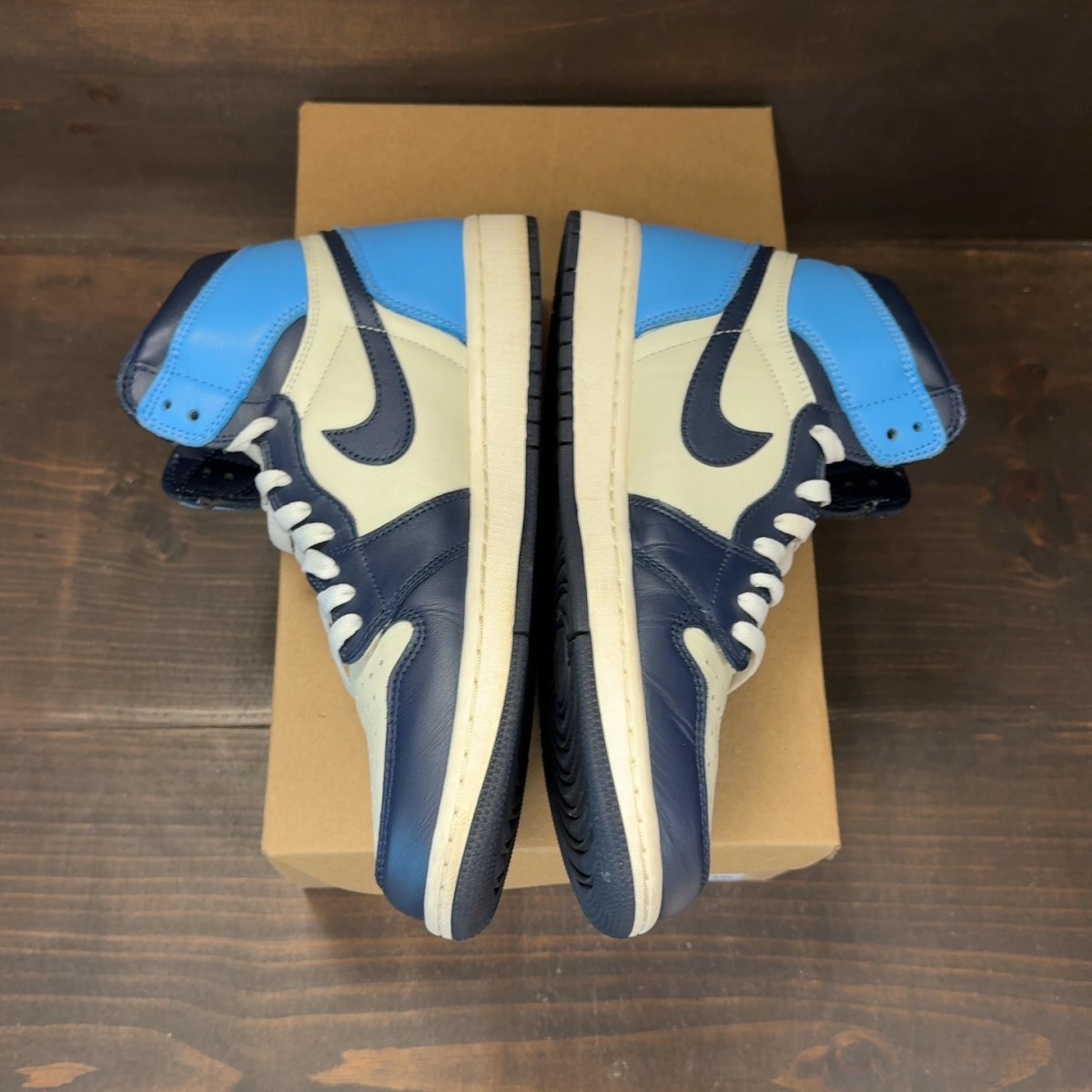 Jordan 1 Retro High Obsidian Size 10 (Pre-Owned) - Image 4