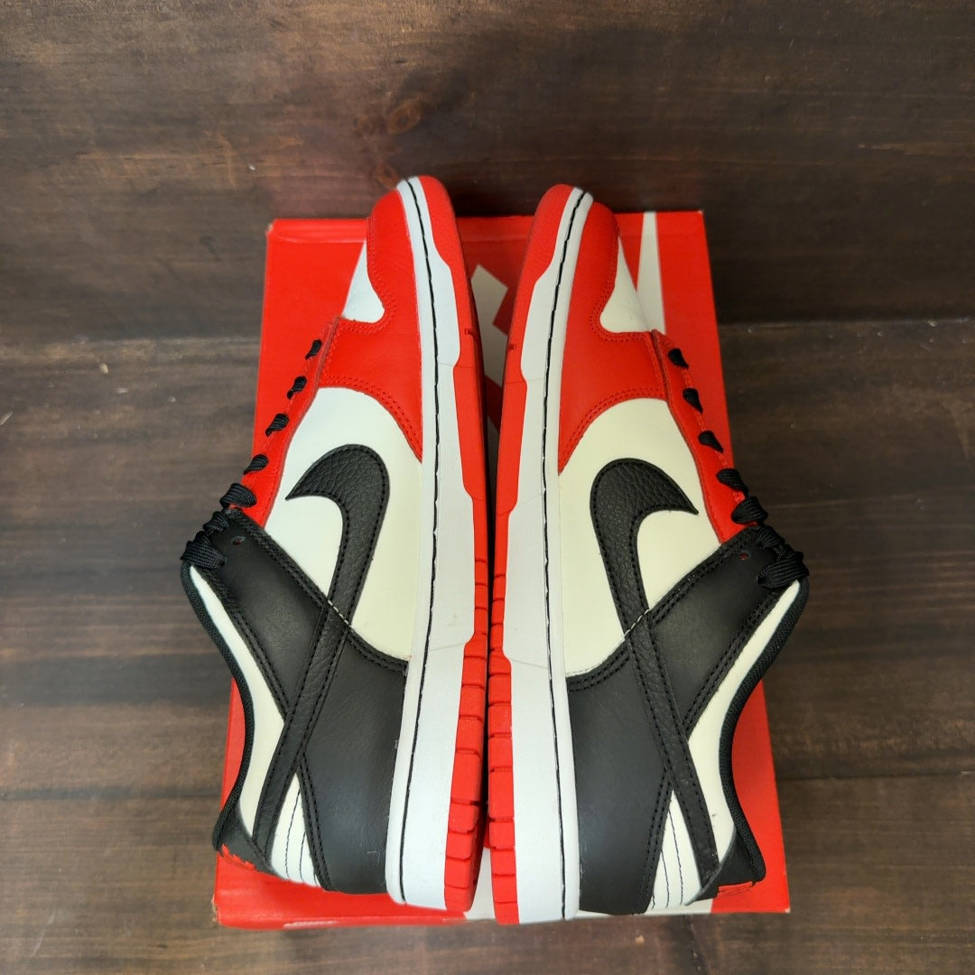 Nike Dunk Low EMB NBA 75th Anniversary Chicago Size 10.5 (Pre-Owned)