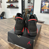 Infrared Jordan 6 Retro (2019) (Lightly Worn)