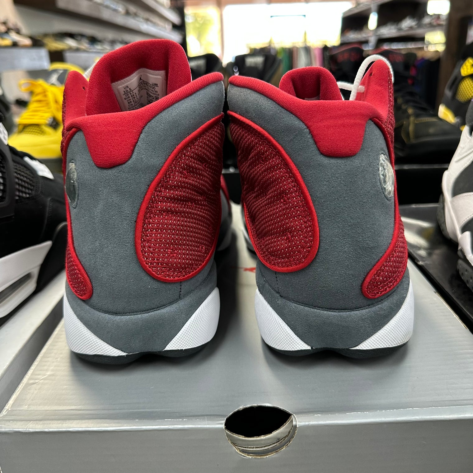 Flint Gym Red Jordan 13 Retro (USED)