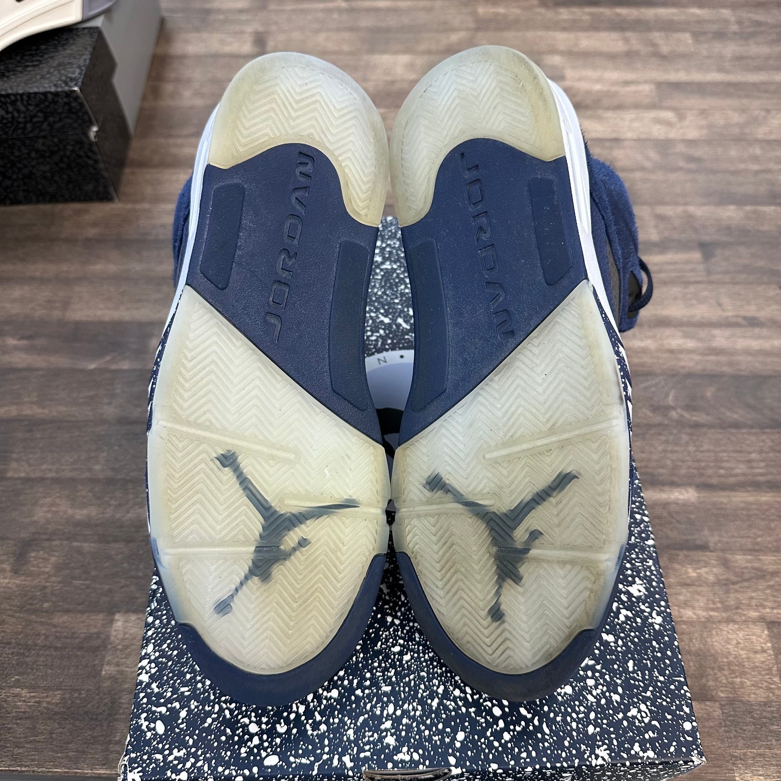 Georgetown Jordan 5 Retro (USED)