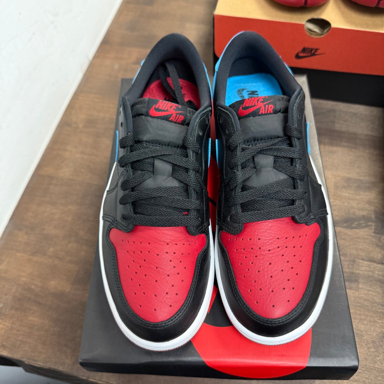NC to Chi Jordan 1 Low (W) (USED)
