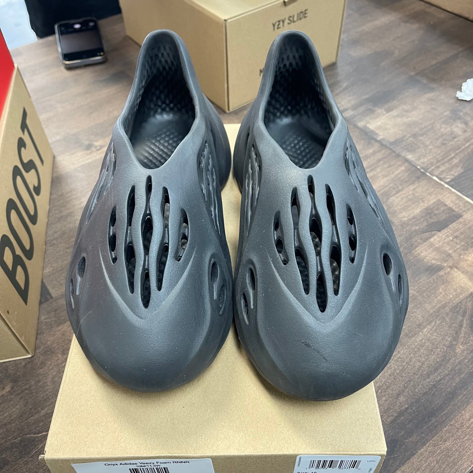 Onyx Yeezy Foam Runner (USED)