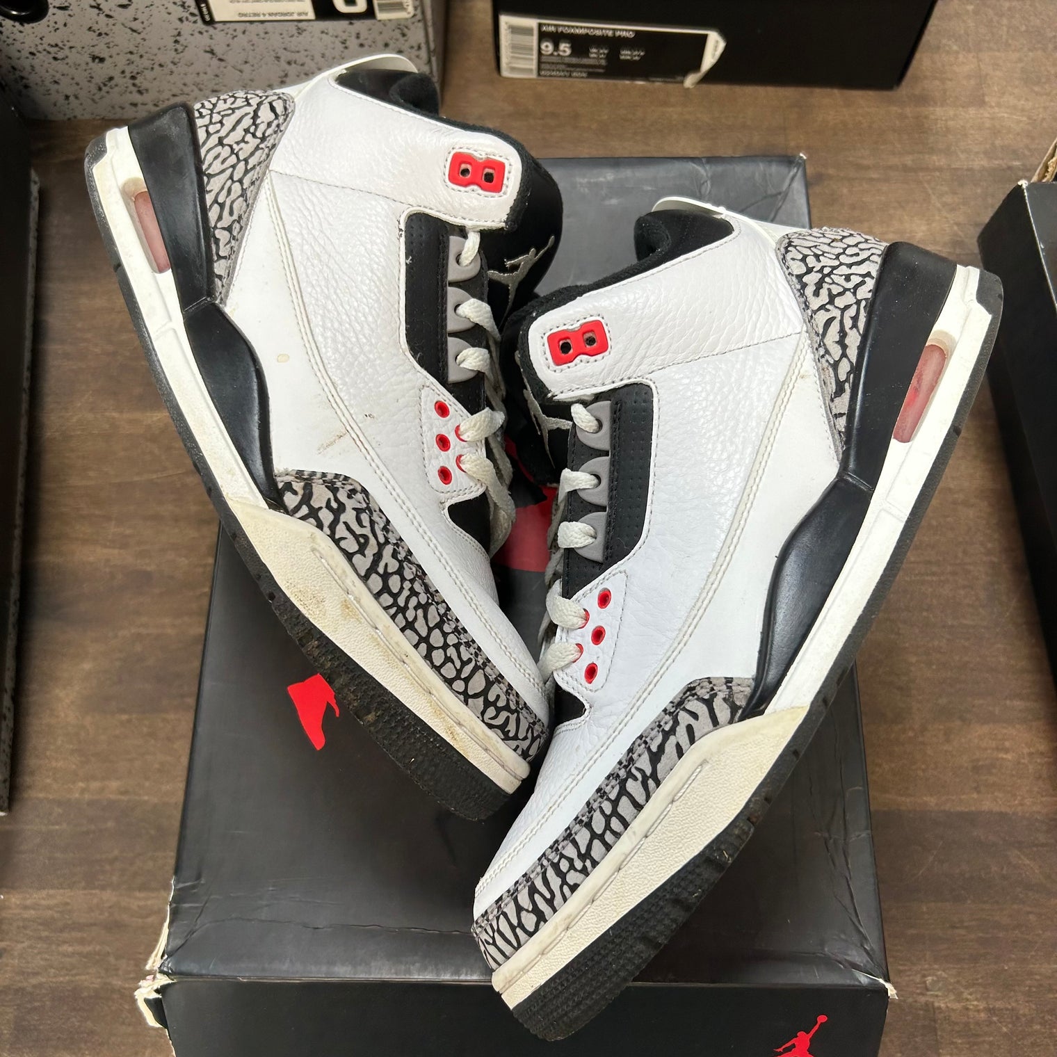 Infrared 23 Jordan 3 Retro (USED, Replacement Box)