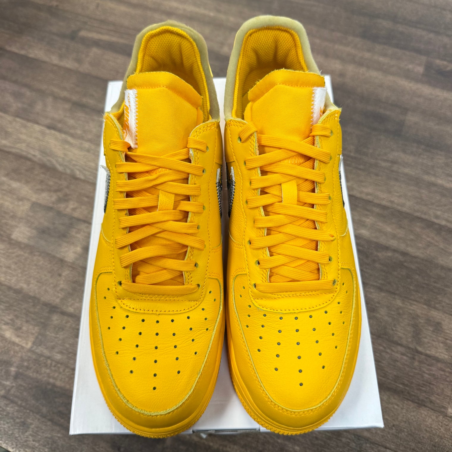 Off-White ICA University Gold Air Force 1 Low (USED)