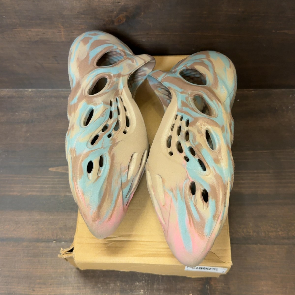 adidas Yeezy Foam RNNR MX Sand Grey Size 7 (Pre-Owned)