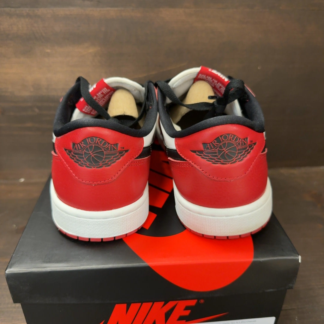 Jordan 1 Retro Low OG Chicago (2025) - Image 4