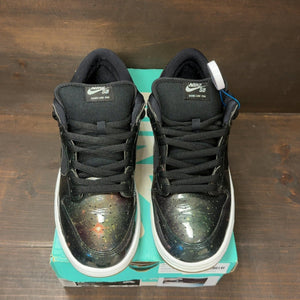 Nike SB Dunk Low 420 Intergalactic Size 12 (Pre-Owned) - tag