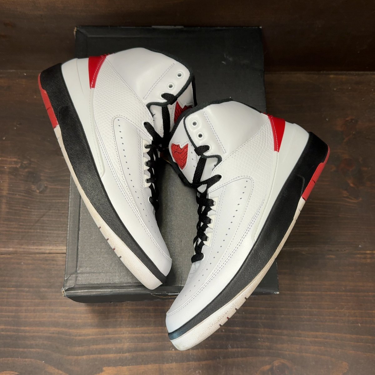 Jordan 2 Retro OG Chicago (2022) (GS) Size 7Y (Pre-Owned) - back
