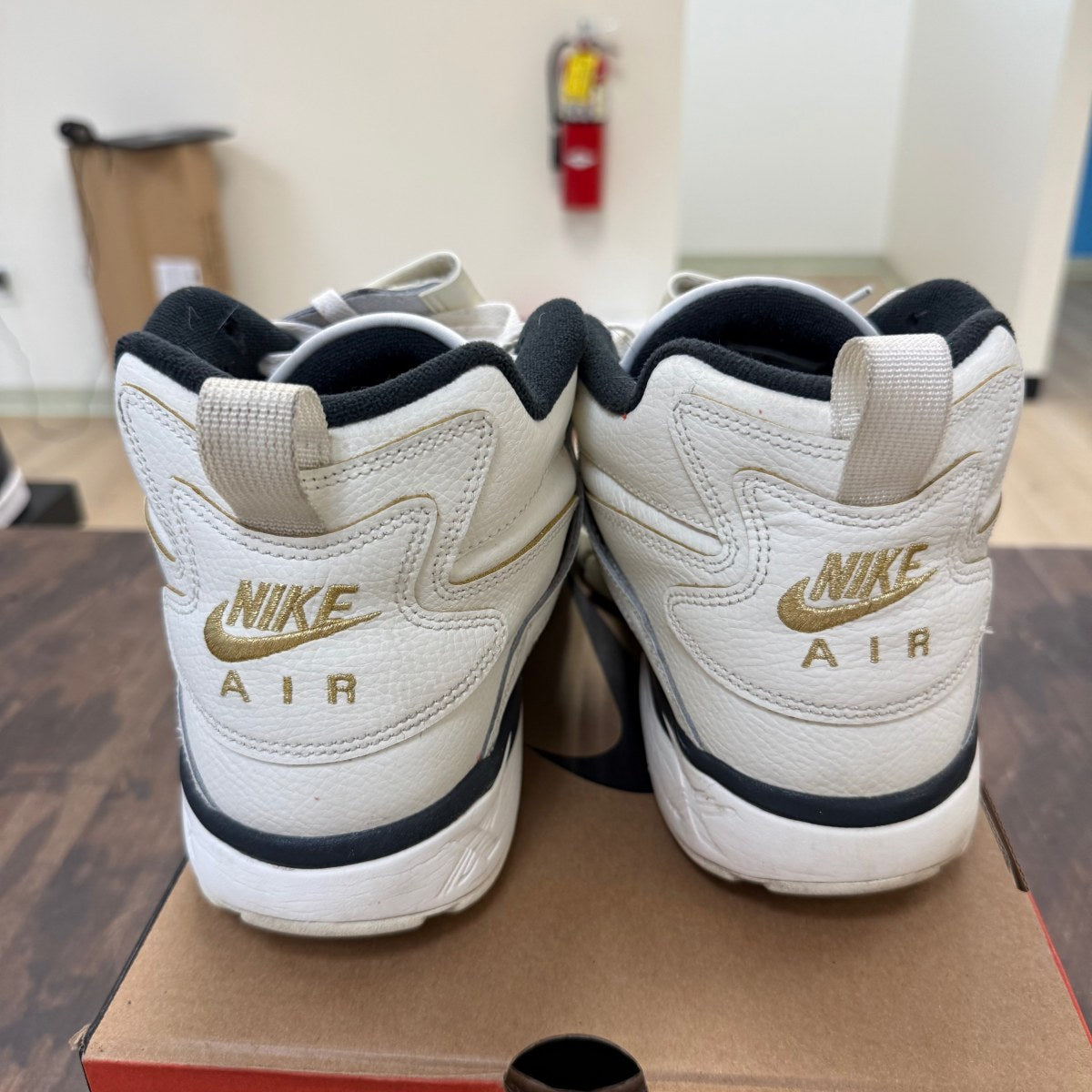 Nike Air Diamond Turf Must Be the Money - Image 3