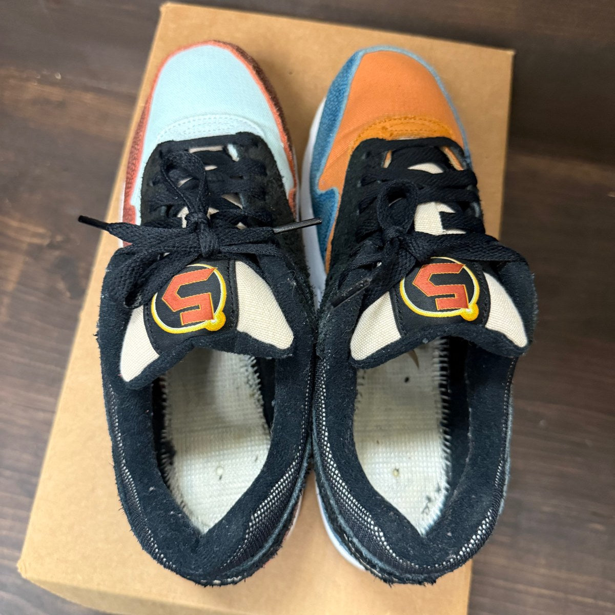 Nike Air Max 1 Swipa (GS) Size 7Y (Pre-Owned) - Image 5