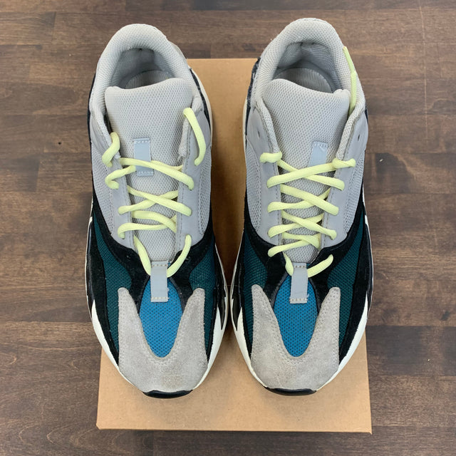 Waverunner Yeezy 700 (USED,NO BOX)