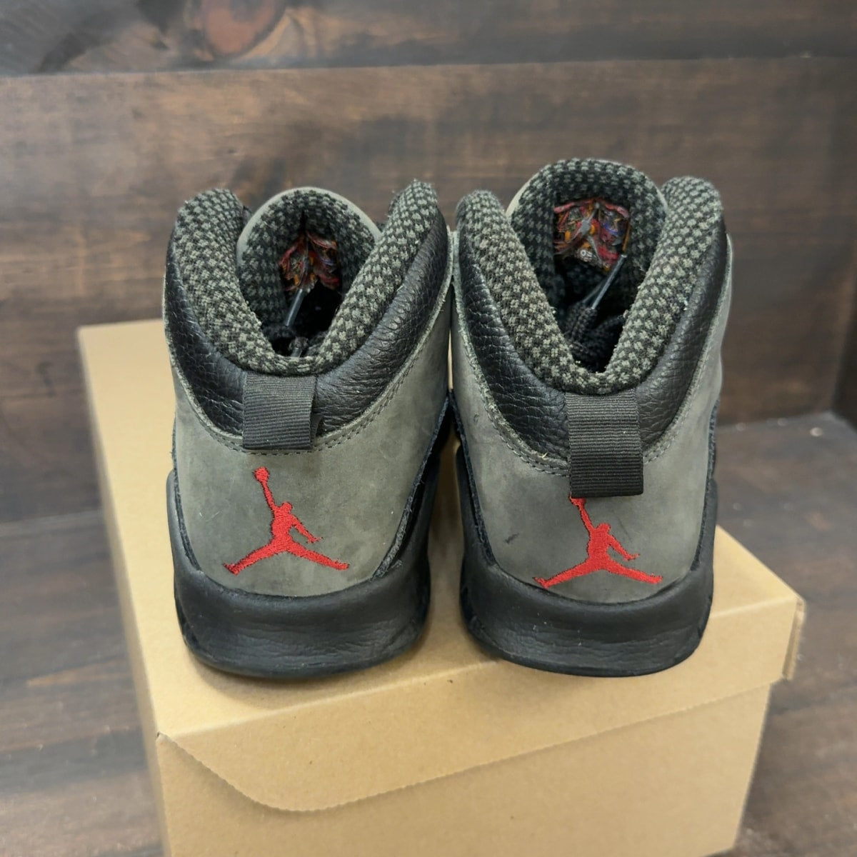 Jordan 10 Retro Shadow (2018) Size 8 (Pre-Owned) - Image 4