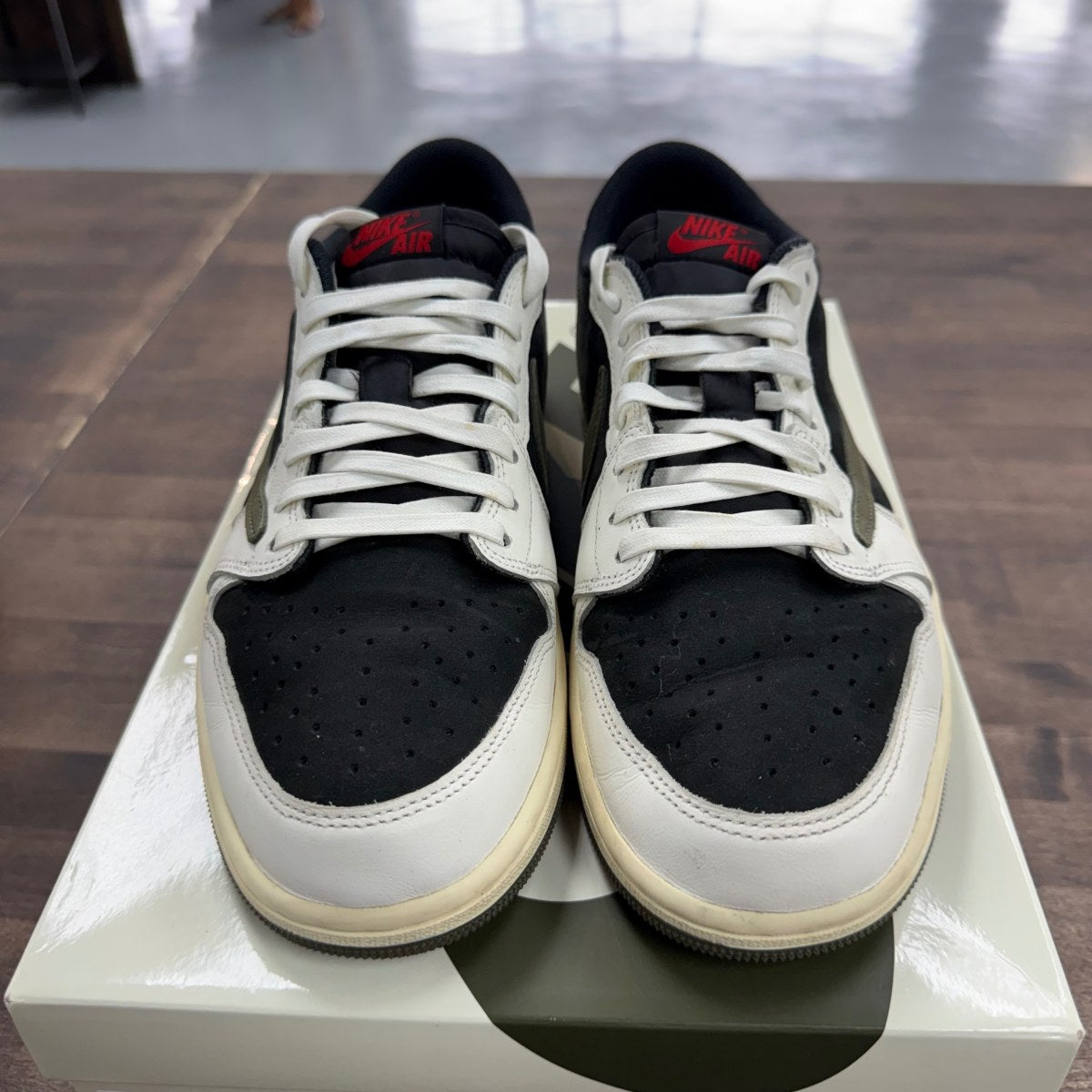 Jordan 1 Retro Low OG SP Travis Scott Olive (Women's) - Image 3