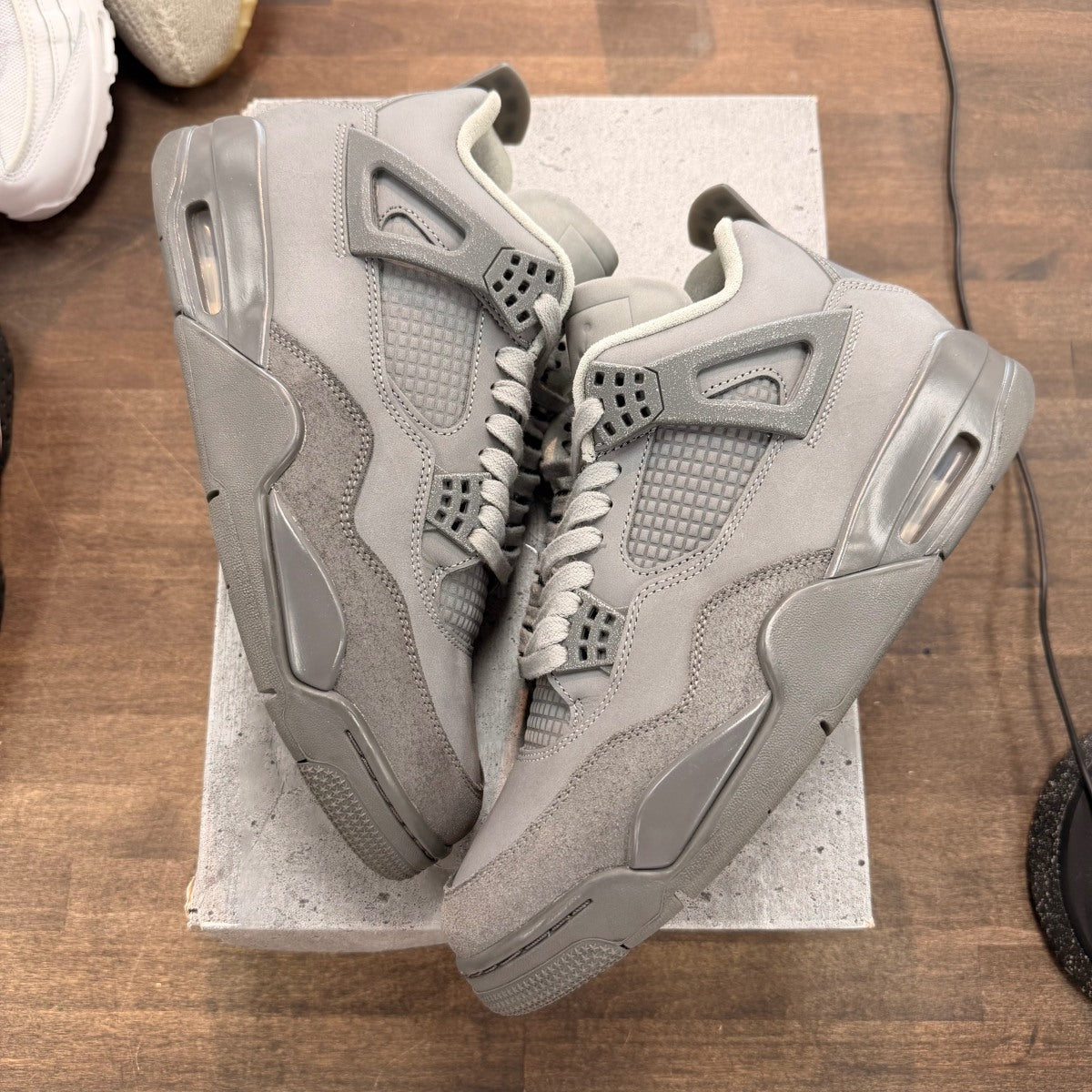 Jordan 4 Retro SE Paris Olympics Wet Cement Size 9.5 (Pre-Owned) - Image 1