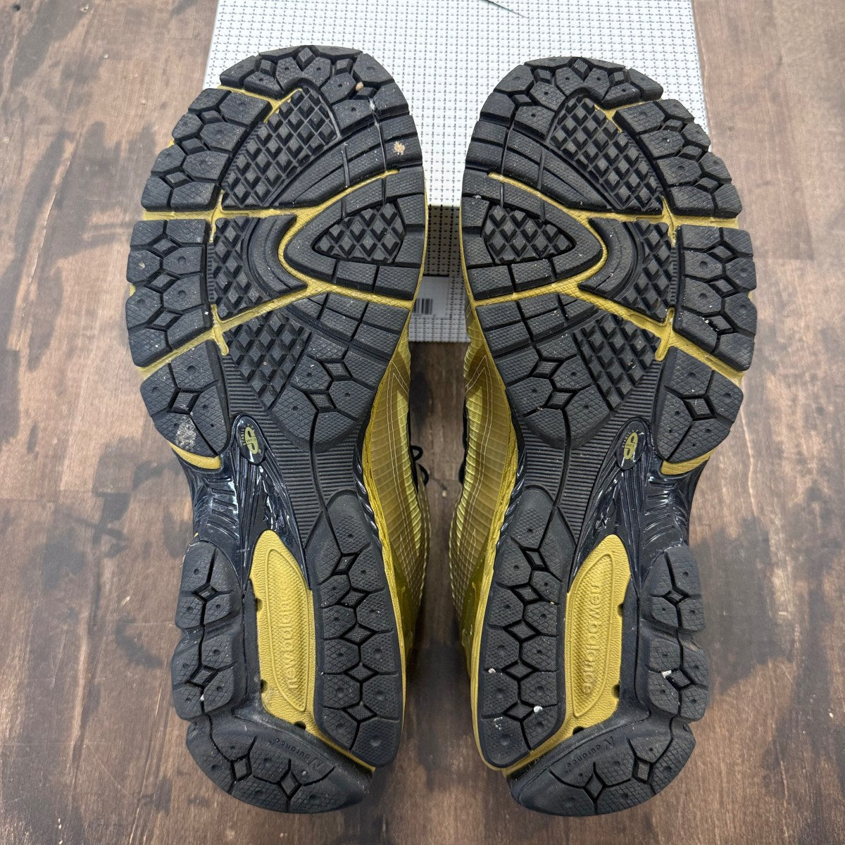 New Balance 1906R CAYL Size 10 (Pre-Owned) - Image 6